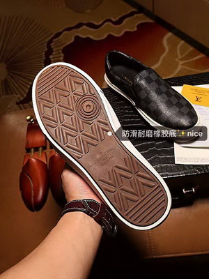 LV Men Loafers--071